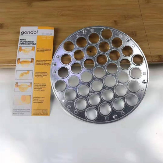 Pelmeni dumpling mold