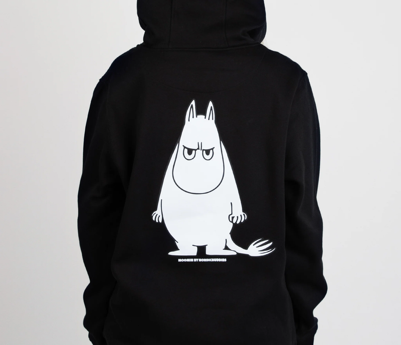 Lataa kuva gallerian katseluohjelmaan Moomintroll's Temper Hoodie Unisex - Black
