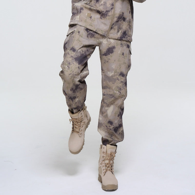 Lataa kuva gallerian katseluohjelmaan Outdoor Men's Fleece Soft Shell Pants Breathable And Windproof Wear-resistant
