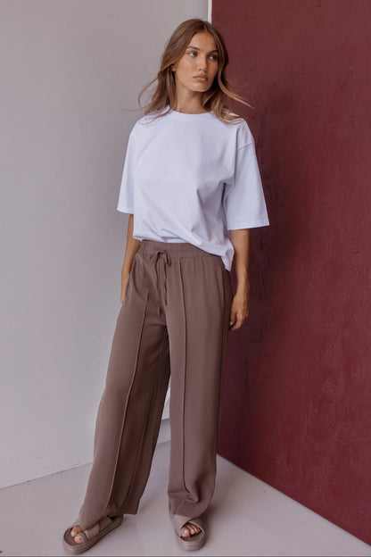 Relaxed Crew Neck Tee for Everyday Wear