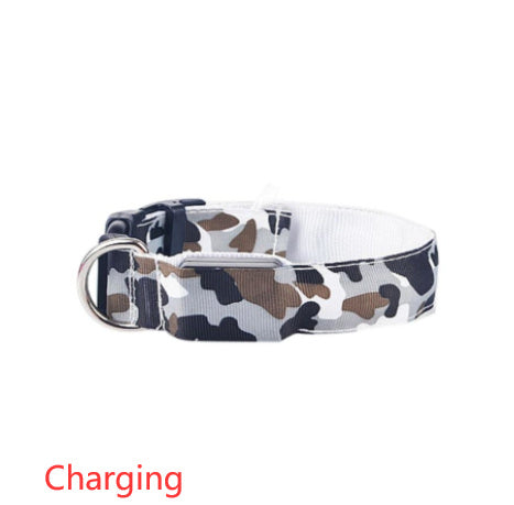 Lataa kuva gallerian katseluohjelmaan Camouflage pet supplies luminous dog collar
