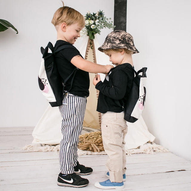 Lataa kuva gallerian katseluohjelmaan Kids backpack - Panda
