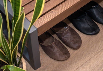 Sulbi Recycled Unisex Slippers - Dark Brown 